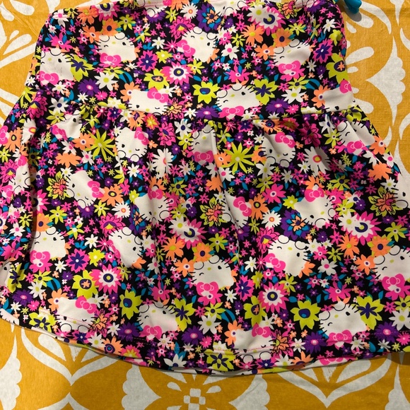 Hello Kitty Girls Swimsuit Bikini Tankini M 7 / 8 - Picture 6 of 7